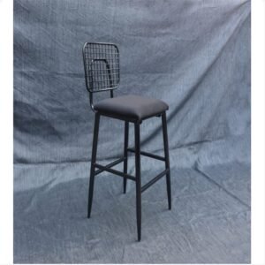 5. Mattelica barstool v1